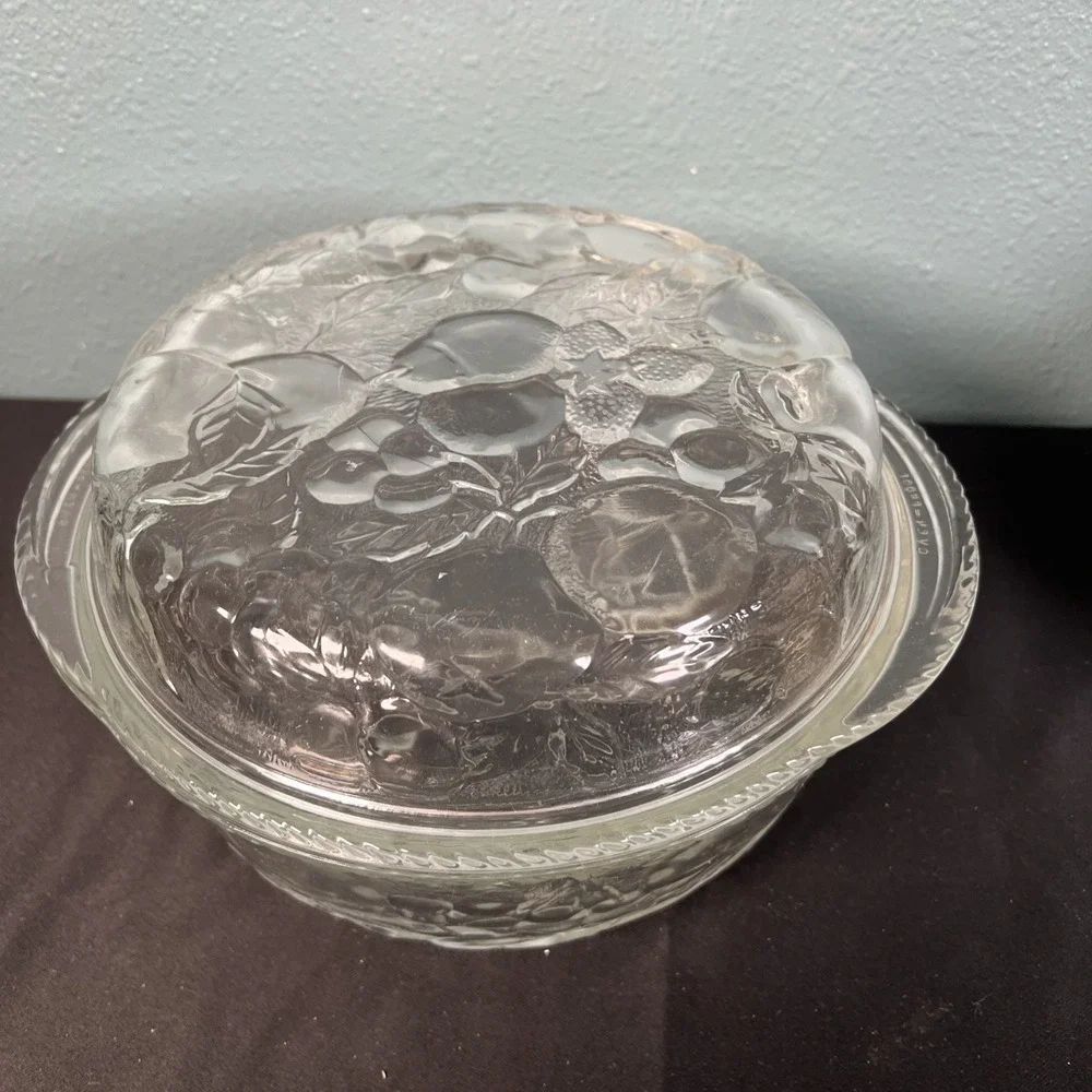 Libbey ORCHARD FRUIT Clear Glass 3 QT Round Casserole Baking Dish, Pie Plate Lid